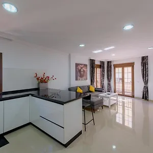 Apartamento Céntrico Sibarys - 2 Dormitorios- Calle Pintada , Nerja España